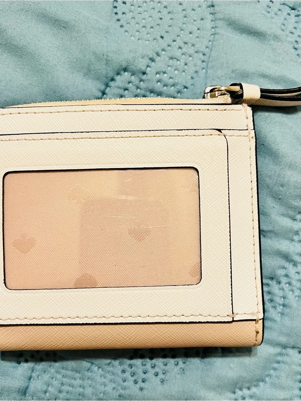 kate spade Two-Tone Cream and Tan Zip Card Wallet EUC